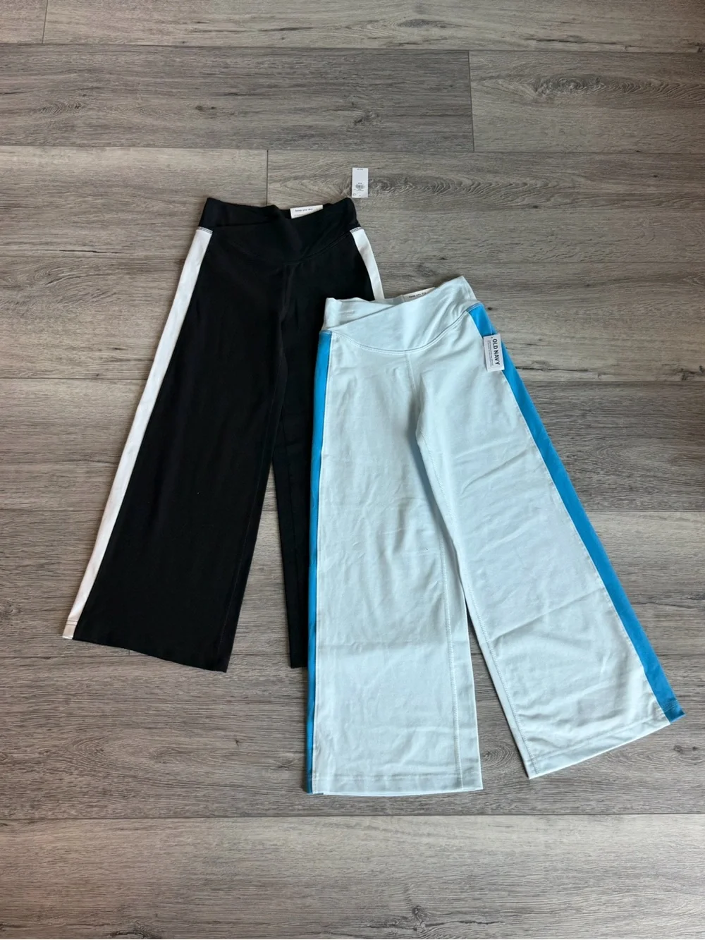 Girls High-Waisted PowerChill Crossover Wide Leg Pants- NWT